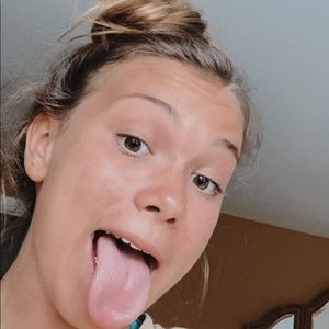 Meet your Posher, Reagan